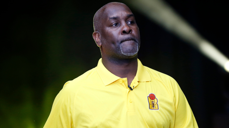 Hall of Famer Gary Payton and an ex-NBA player engage in a physical altercation during a BIG3 game