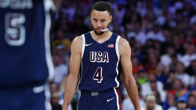 USA Basketball: How long can Steve Kerr keep playing Stephen Curry if his struggles continue?